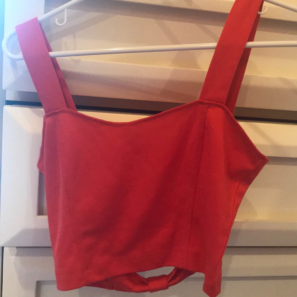 Pink tank top